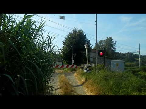 Passaggio a livello Cassine (AL) - Level crossing - Spoorwegovergang