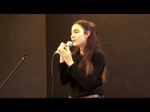 EVE NEDJAM  AU CASTING DE LA FRANCE A UN INCROYABLE TALENT 2017 A CARCASSONNE