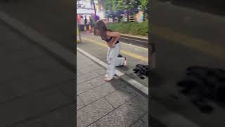 世界中の寂しい男性の為に美少女、脱ぎます(￣□￣;)!!