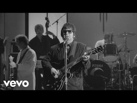 Video thumbnail for (All I Can Do Is) Dream You (alternate version)(Live)