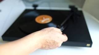 Video thumbnail for Sony PS-HX500 Turntable vinyl player DSD tear-down by hxos plus