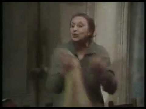 Natale in casa Cupiello - Pupella Maggio: "Fa freddo"