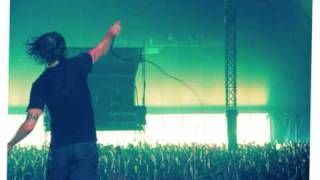 Rise Against - Chamber The Cartridge [Lyrics]