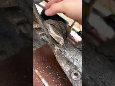 2006 Chevrolet Cobalt LS 2.2 Rear Trailing Arm Axle I-Beam Bushings