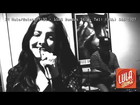 Marisa Oliveira & Bossa Delight