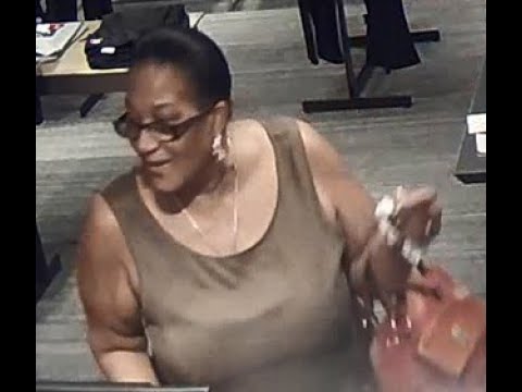 NYPD searching for suspects in subway credit card thefts