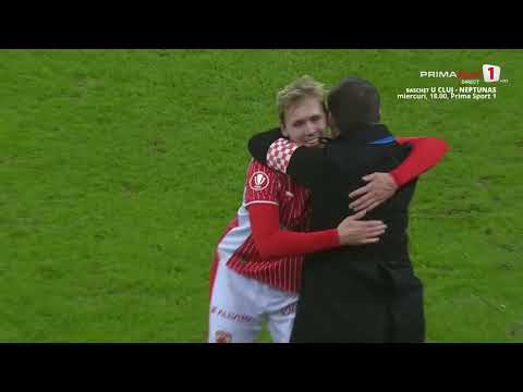 GOOOL! Dinamo - Metaloglobus 2-0. Opruţ întoarce pentru Mihai, care finalizează din prima