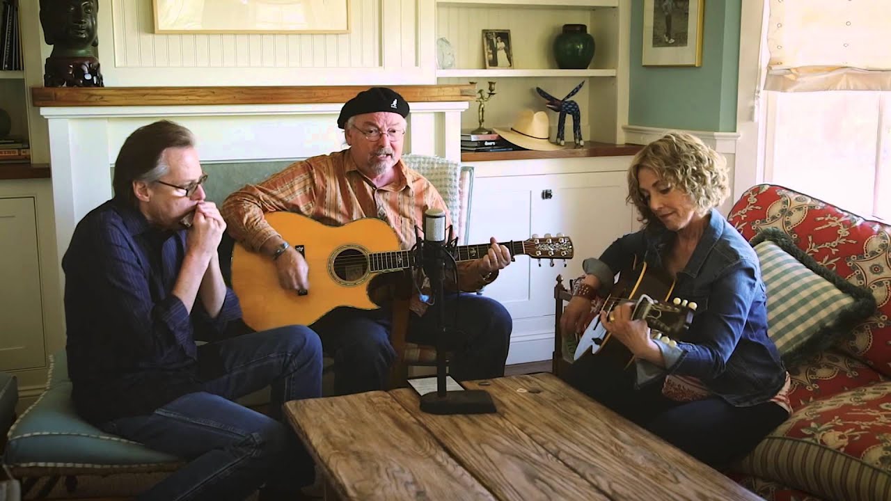 Promotional video thumbnail 2 for The Rivertown Trio