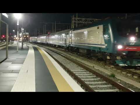 Treno Regionale+Locomotore E464.042 Regionale 21979 Rosarno-Reggio di Calabria Centrale