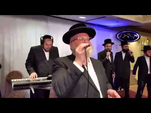 Burch Y.Holtzler & Michoel Scnitzler.Yedidim Choir