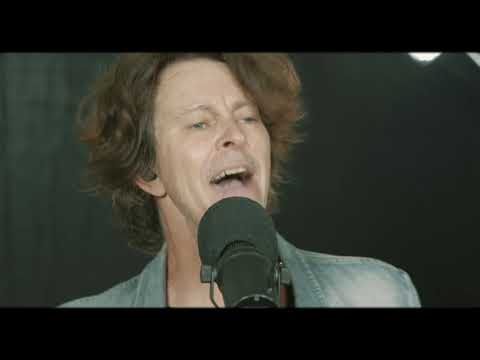 Videoclip de On My Mind (One Night Lonely) — Powderfinger