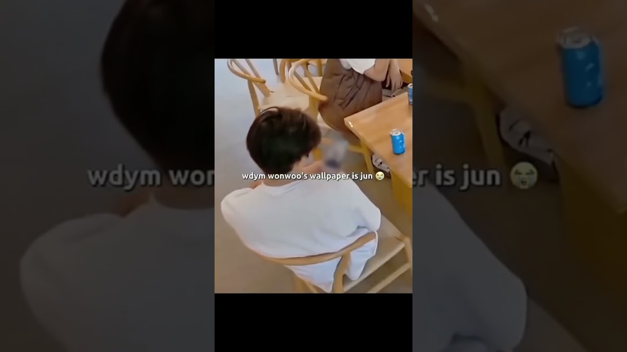 Jun in Wonu's wallpaper is the sweetest thing ever😭 #wonwoo #junhui #svt #seventeen