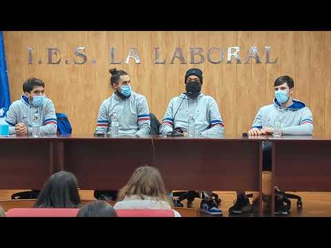 Charla-coloquio con jugadores del CB Clavijo. 30-3-22.