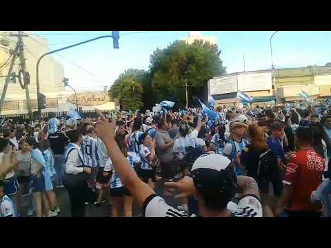 ARGENTINA CRAZY FANS OUTSIDE THE STADIUM | FINAL WORLD CUP | ARG VS FRA |#fifa  #qatar #qatar2022