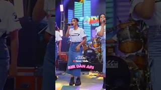 Download lagu AIR DAN API - Adella Girls #hennyadella #dangdutkoplo #airdanapi #adellagirls mp3