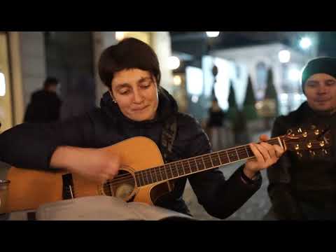 Ana si prietenii - O mama