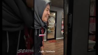 Download lagu Ini nih pikirannya pasti NGERESSS si kasir cafe#negatif #shorts#meme mp3