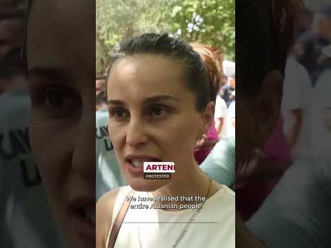Albanian protesters pelt lawmakers' cars over resort projects | AJ #shorts