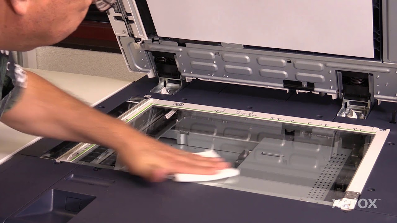 Xerox® PrimeLink® C9065 C9070 Series Printer Cleaning the Platen Glass
