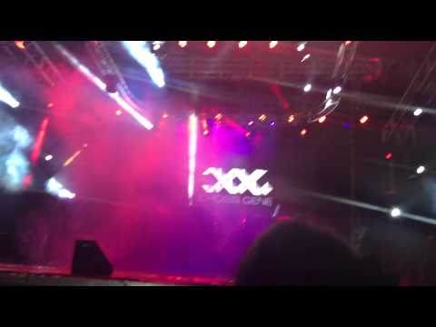 150711 Fans chanting 'Cross Gene' @ Anime Friends 2015