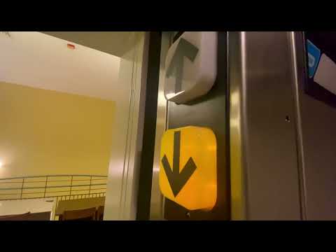 Beautiful Cabin Mod! Dover Impulse Hydraulic Elevator