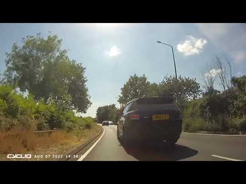 B17 LLT - Close Pass