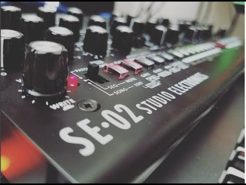 Roland SE-02 - 3 Patches - 3 Jams with TR8 - No External FX