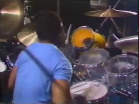 Billy Cobham Solo's on Drums at Montreux Jazz Festival 1976