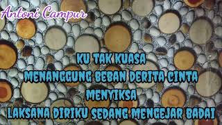 Download lagu Karaoke - Mengejar badai - Revo Ramon mp3