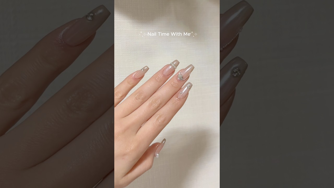 セリアのオーロラパウダー最強！♡ #nails