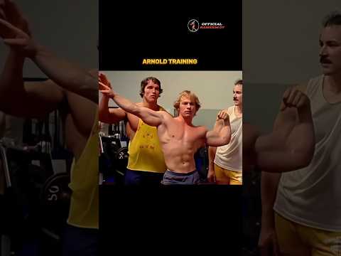 ARNOLD TRAINING RESULT 🥶 OLD MR OLYMPIA 💀 FATHER OF BODYBUILDING #arnoldschwarzenegger #shorts #edit