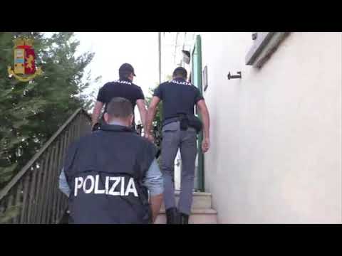 RTV Ora - Trafik droge dhe prostitucion, shkatërrohen dy banda shqiptare në Itali