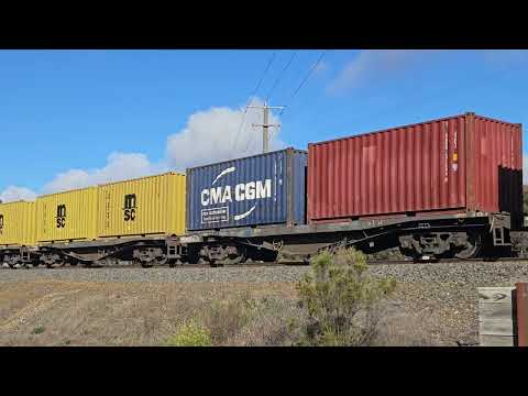 7922V SCT UP Dooen Express to Melbourne, 11.43, 1/7/24, Stawell East VIC