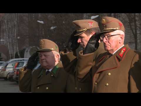 Emléktáblát állítottak az atomerőművet építő katonáknak