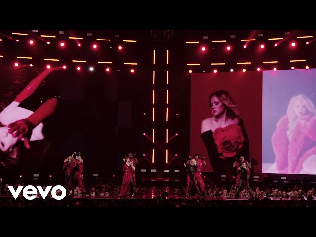 Girls Aloud - On The Metro (Live)