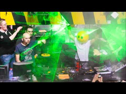 Taio Cruz - Troublemaker (Mike Candys 303 Bootleg) [Official Music 2012]