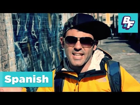 Learn Spanish prepositions with BASHO & FRIENDS - Botas perdidas