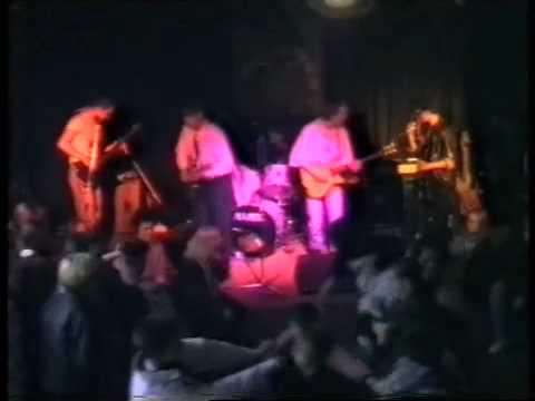 Johnny Be Goode - Pogo Dancing