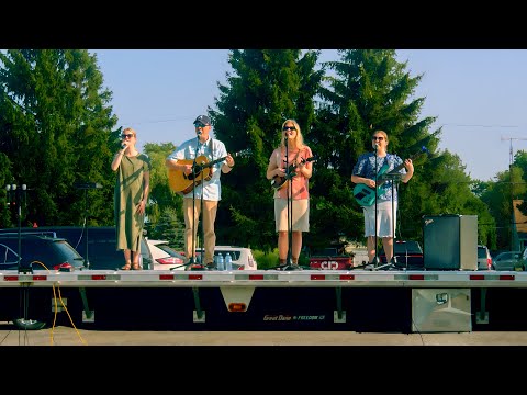 The Holy Hills Of Heaven Call Me - The Morrison Sisters