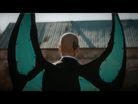 Video thumbnail for Człowiek Motyl