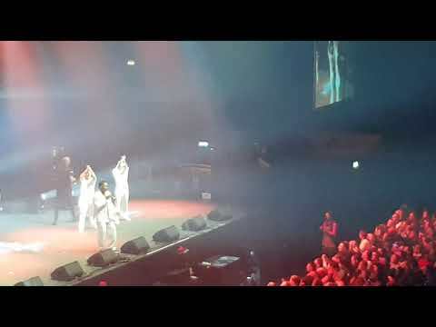 Dr. Alban feat. Haddaway - Sing Hallelujah (We Love The 90's @ SSE Arena, London - 18 12 2019)