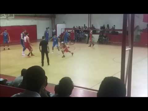 MBN | Zakaria KELLOUCHI makes a defender jump