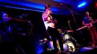 Laetitia Sadier Source Ensemble - Find Me The Pulse Of The Universe [berlin 2017]