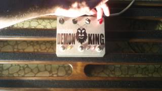 Video thumbnail for Fuzzrocious DEMON KING on guitar by Fuzzrocious Pedals