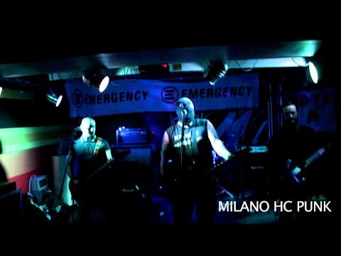 Presidente dogo gang  & Knife 49 live @ barrios Milano 20.02.2015