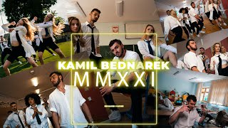 Musik-Video-Miniaturansicht zu MMXXI... Songtext von Kamil Bednarek