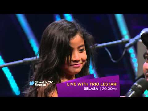 PROGRAM LIVE WITH TRIO LESTARI