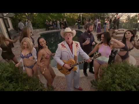 Bubbles and the Shitrockers (feat. Alex Lifeson) - Who's Got Yer Belly