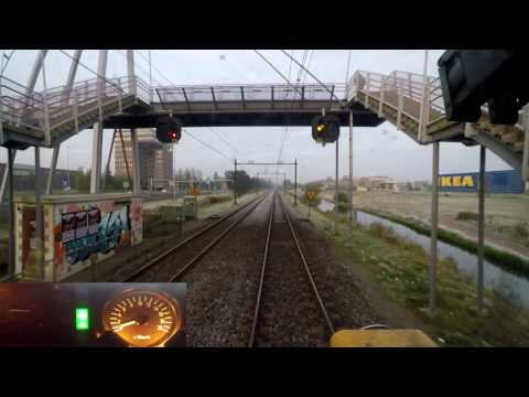 A train driver's view: Amsterdam CS - Hoorn, DDM, 12-Nov-2016.