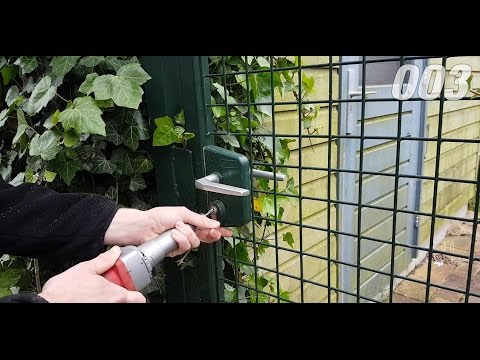 Politie Vlogger Jan-Willem, Mee met het hennepteam,  NR.03